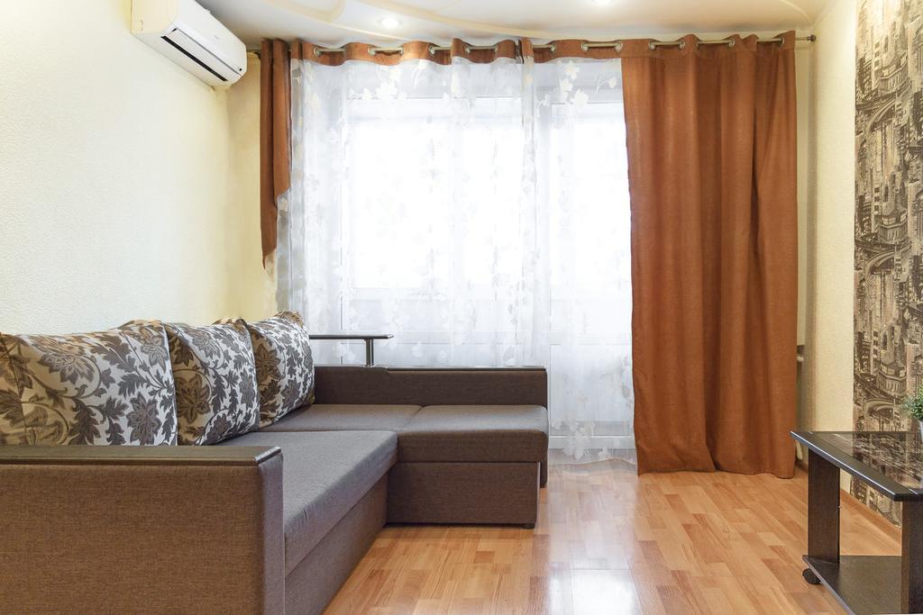 Luxury 3 Rooms Apartments In Center By Green House Połtawa Zewnętrze zdjęcie