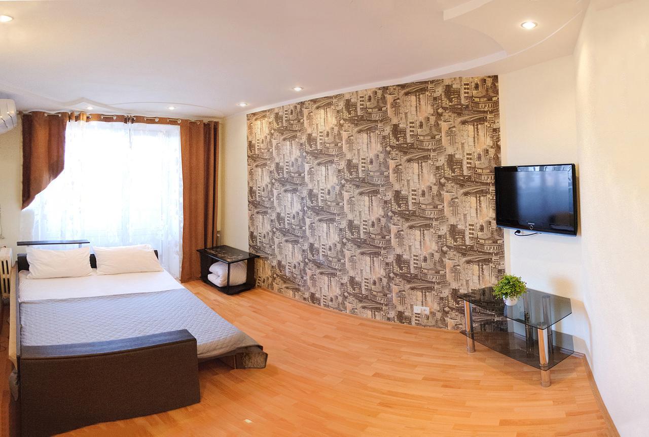 Luxury 3 Rooms Apartments In Center By Green House Połtawa Zewnętrze zdjęcie